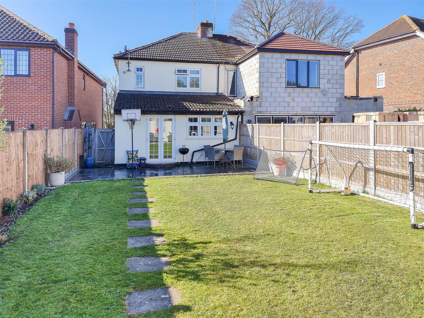 Wyatts Green Road, Wyatts Green Keith Ashton